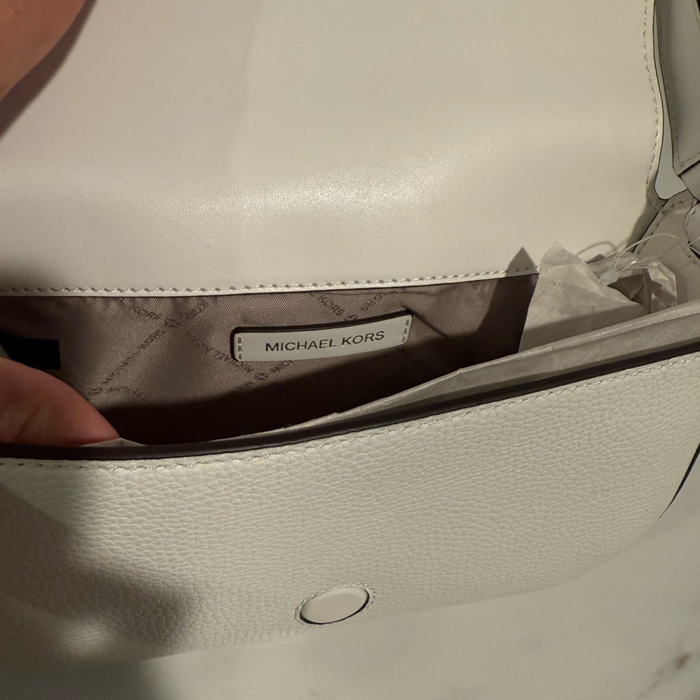 Michael Kors NWT white and silver bag - Picture 6 of 12